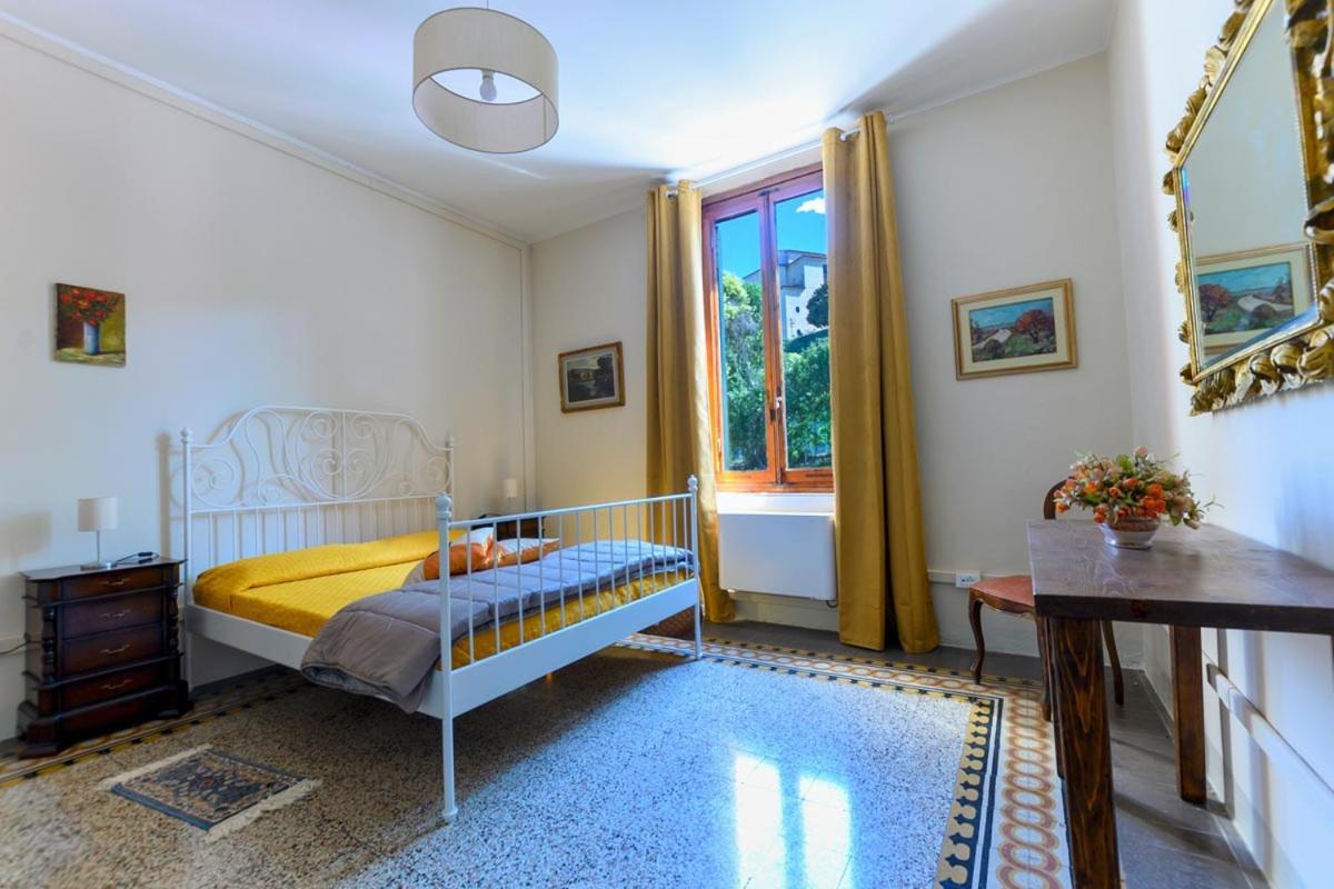 ホテル Borgo Nuovo Housing フチェッキオ エクステリア 写真