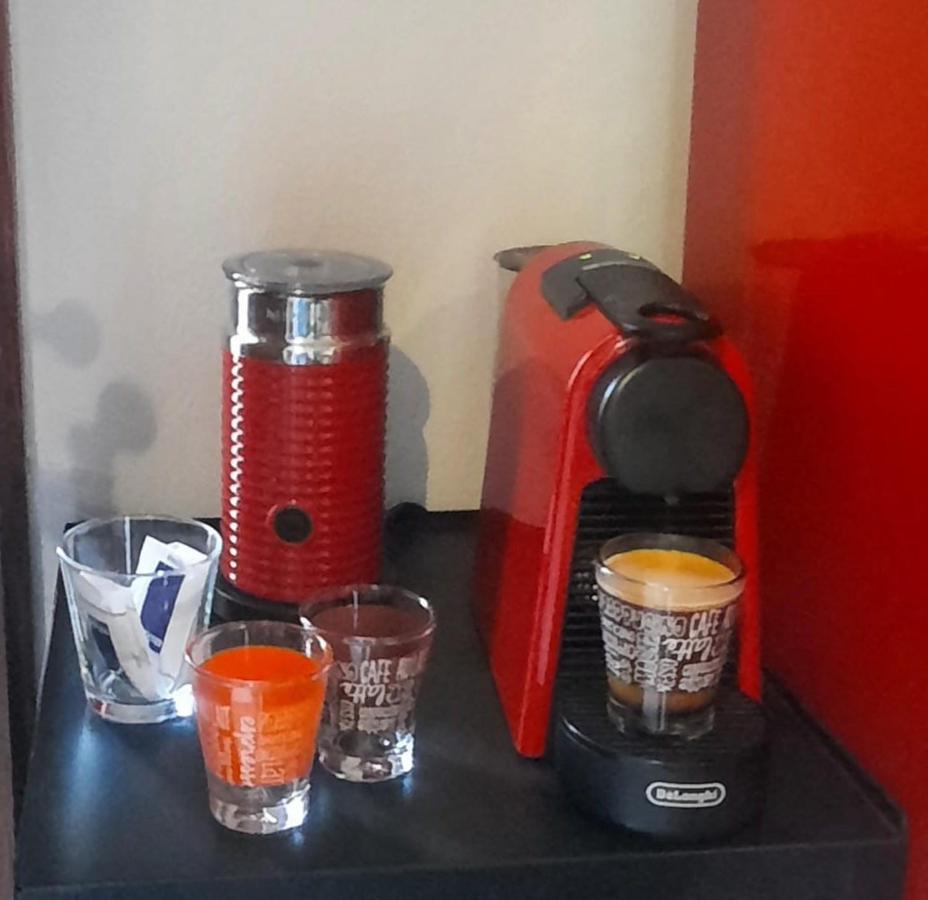 ホテル Borgo Nuovo Housing フチェッキオ エクステリア 写真
